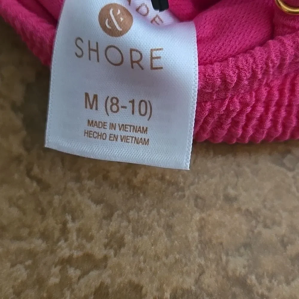 Shade & Shore Pink Textured Swimsuit NWT Size Medium Women Removable Pads Chest